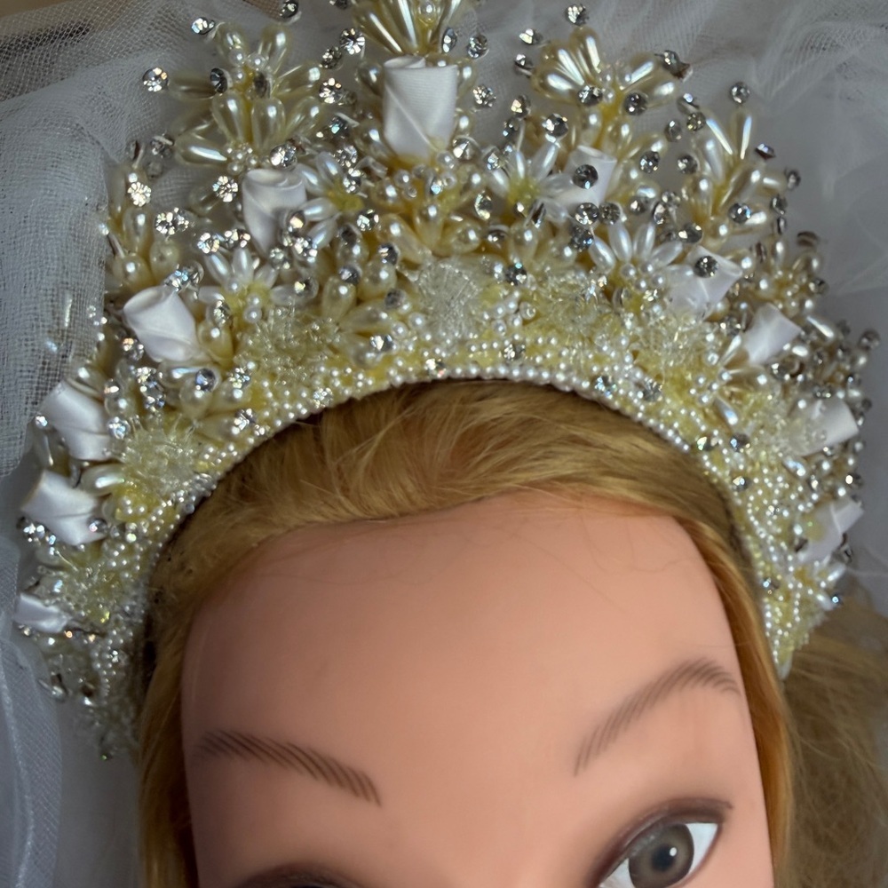 Vintage White and Gold Beaded Bridal Headband - Picture 9 of 11
